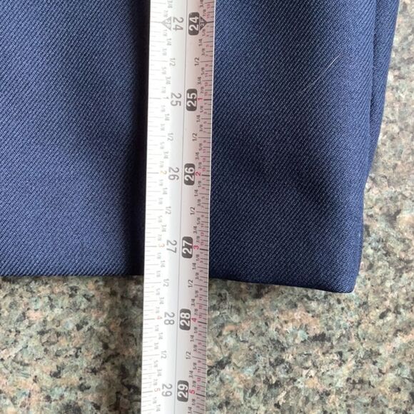 Alfred Dunner Blue Blazer Classic Suit Jacket Women 16 Polyester 2 Button Close - Picture 6 of 6